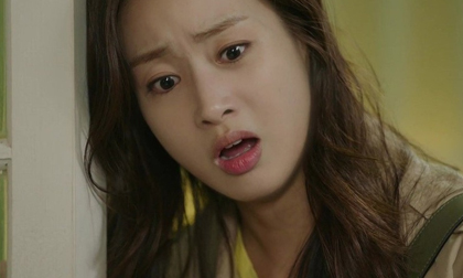 Chồng lương 30 triệu vẫn giả nghèo vì sợ phải biếu xén bên ngoại, vợ phát hiện liền nói 1 câu khiến anh tẽn tò