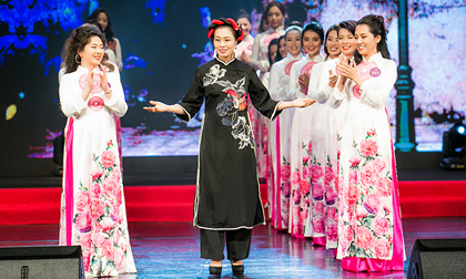 BST “Quốc sắc thiên hương” của NTK Nam Phương gây tiếng vang lớn tại Hàn Quốc