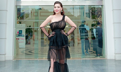 Vừa đăng quang Hoa hậu, Tuyết Nhung nhanh chóng tung ra thương hiệu son mới