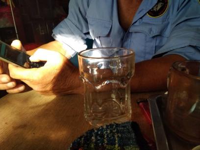 Giây phút cha con hội ngộ ngay tại 'động' mại dâm sau hơn 400 ngày tìm kiếm