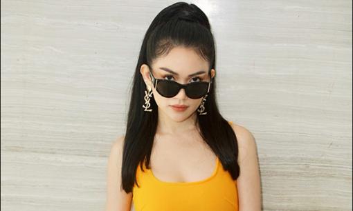 Hậu chia tay, Sĩ Thanh ngày càng thăng hạng nhan sắc, dù chỉ diện đầm trơn màu vẫn toả sáng