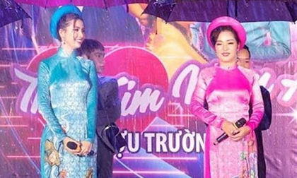 Mặc trời mưa, dàn nghệ sĩ Việt 'cháy hết mình' làm nên thành công đêm nhạc thiện nguyện 'Trái tim nhân ái mùa tựu trường'