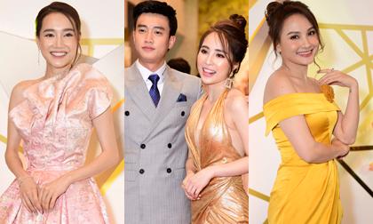 Thảm đỏ VTV Awards 2019: Nhã Phương lại để lộ body gầy gò, Quốc Trường sóng đôi với Nhã 'tiểu tam' mặc 'vợ' lẻ bóng