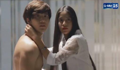 Trước đám cưới một tháng, vợ tôi đã ngủ cùng cậu bạn thân của tôi