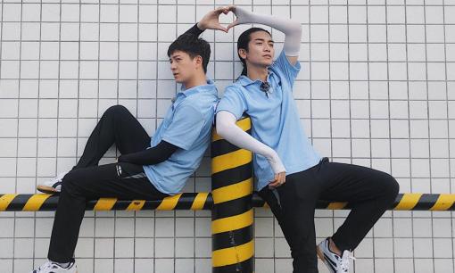 Trước tin đồn con trai yêu BB Trần, bố mẹ Ngô Kiến Huy phản ứng thế nào?