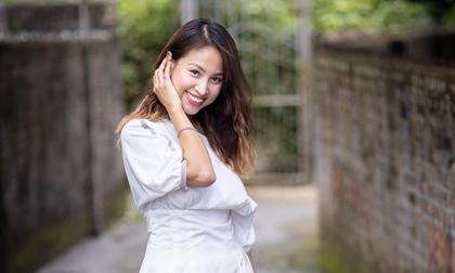 Vân Hugo như trẻ lại khi lạc vào khung cảnh 'hương đồng gió nội'