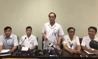 Bé trai 3 tuổi bị bỏ quên trên xe đưa đón đã hôn mê khi được đưa đến viện