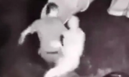 Vụ chồng dìm nước, “xuống chỏ” vợ dã man: Người chồng khai gì?