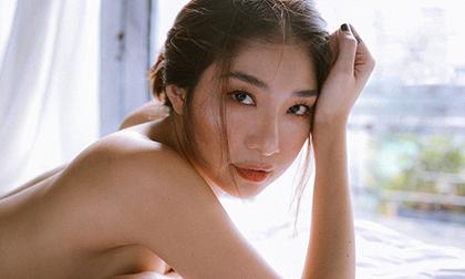 'Cô gái xấu xí' Ammy Minh Khuê: 'Tôi vắng bóng khỏi showbiz vì nỗi đau mất mẹ và vì áp lực kinh tế'