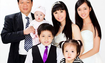 Ca sĩ sống trong biệt thự 100 tỷ, sinh 4 con cho chồng đại gia giờ ra sao?