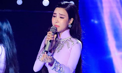 Băng Khuê khóc nức nở kể lý do bỏ nghệ thuật