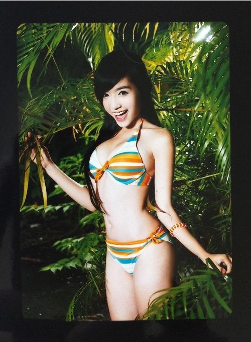 Elly Trần,hotgirl