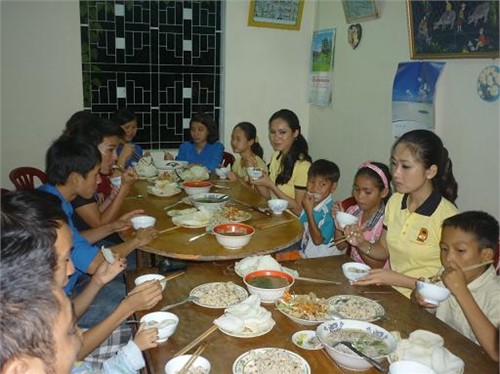Hoa hậu,giải oan từ thiện 1,5 tỷ,từ thiện