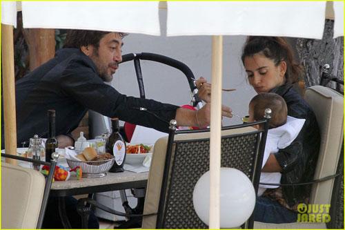 sao nhí,con sao,cậu nhóc Leo,con của Penelope Cruz