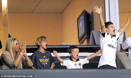 David Beckham,Victoria,Harper,Post Spice