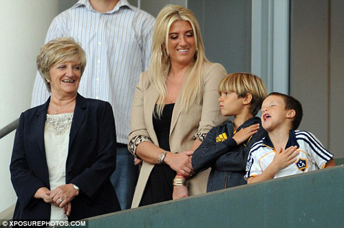 David Beckham,Victoria,Harper,Post Spice