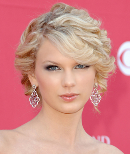 Taylor Swift,Kiểu tóc đẹp,Tóc xoăn,Kiểu tóc đẹp,Kiểu tóc