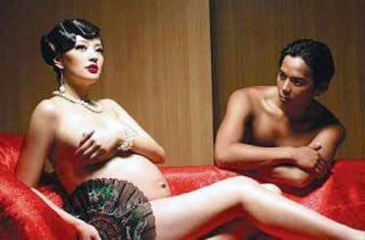 sao hoa ngữ,bụng bầu,khoe bụng