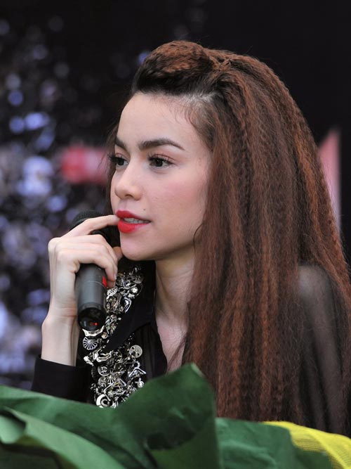 Hồ Ngọc Hà,Hà Hồ,ca sỹ,ca sĩ,hát