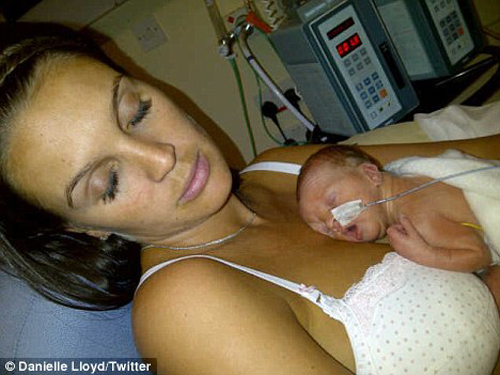Danielle Lloyd,Jamie O'Hara,cầu thủ,wag,wags,bóng đá,hoa hậu,lịch