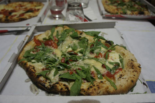 Ki luc the gioi,Ki luc guiness,khach san cao nhat,khach san lon nhat,chiec pizza dat nhat,ki luc