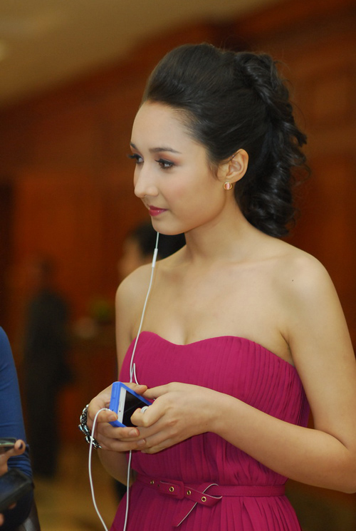 Dương Thùy Linh,Con gái Mỹ Linh,Anna Trương