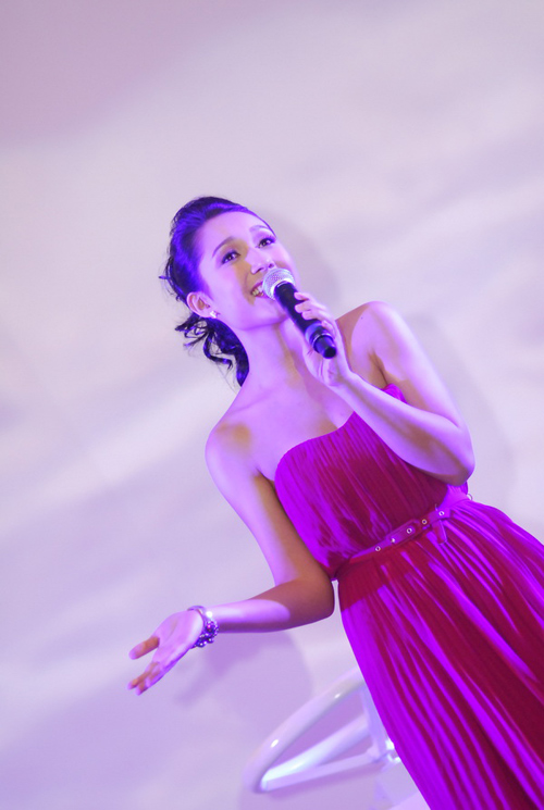 Dương Thùy Linh,Con gái Mỹ Linh,Anna Trương