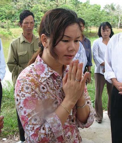 Sự thật khác về nhà ngoại cảm, thần y, người giời...