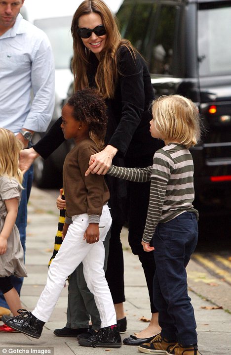 Angelina,Brad Pitt,Halloween,con người nổi tiếng