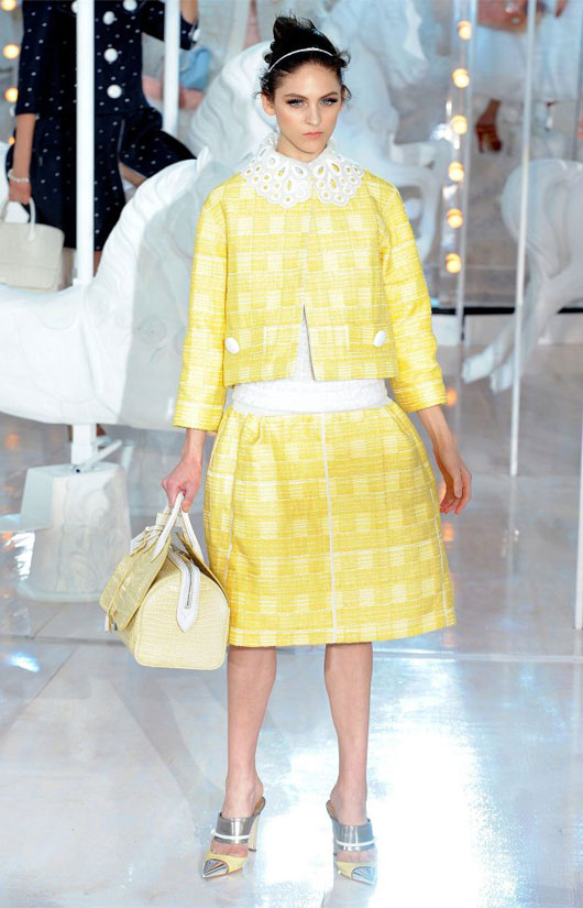 Kate Moss,thiếu nữ,Louis Vuitton,tuần lễ thời trang Paris