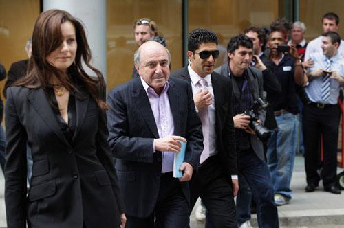 Abramovich,Berezovsky,Chelsea,triệu phú,tỷ phú,Roman Abramovich,kỳ án,rửa tiền,bố già