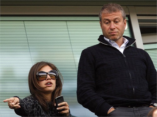 Abramovich,Berezovsky,Chelsea,triệu phú,tỷ phú,Roman Abramovich,kỳ án,rửa tiền,bố già,Alexander Voloshin,Natalia Nosova