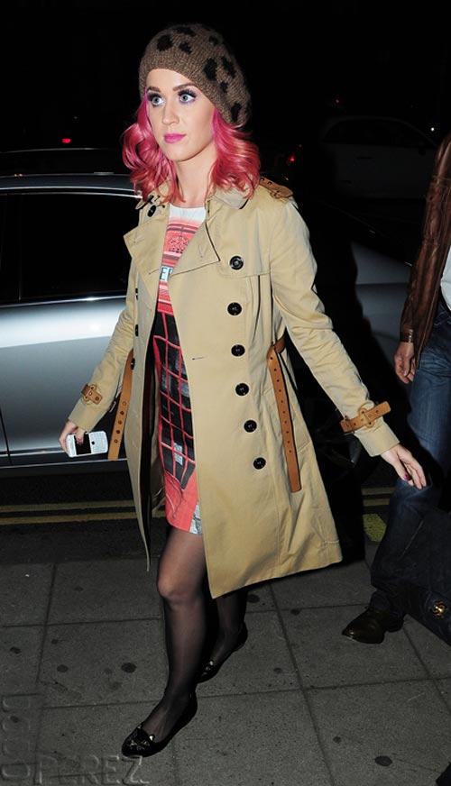giày,Charlotte Olympia,giày Kitty,Charlotte Dellal,Charlotte Dellal,Sarah Jessica Parker,Katy Perry