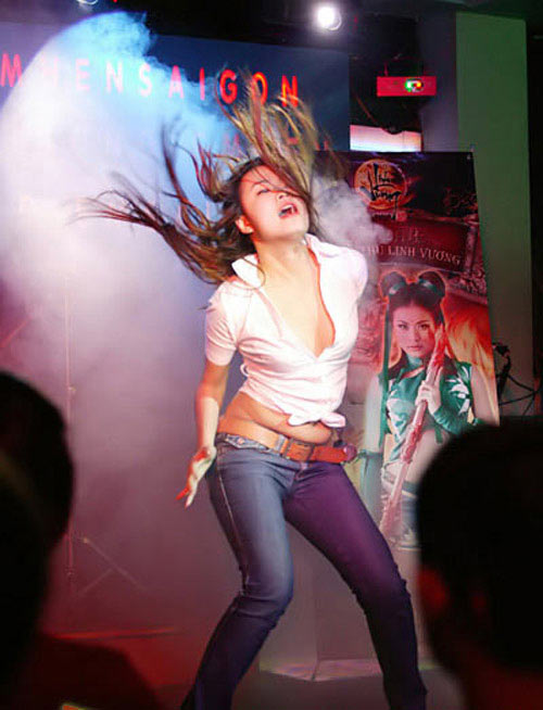 Hồ Ngọc Hà,Trang Nhung,Hương Giang,Jennifer Phạm,Chung Thục Quyên,Siublack,Hoàng Thùy Linh