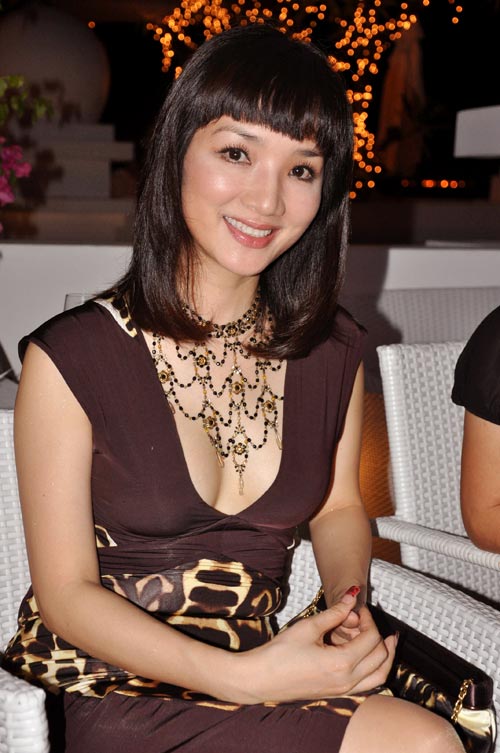 Giáng My,gợi cảm,người đẹp,hoa hậu,khoe ngực,mối tình,showbiz