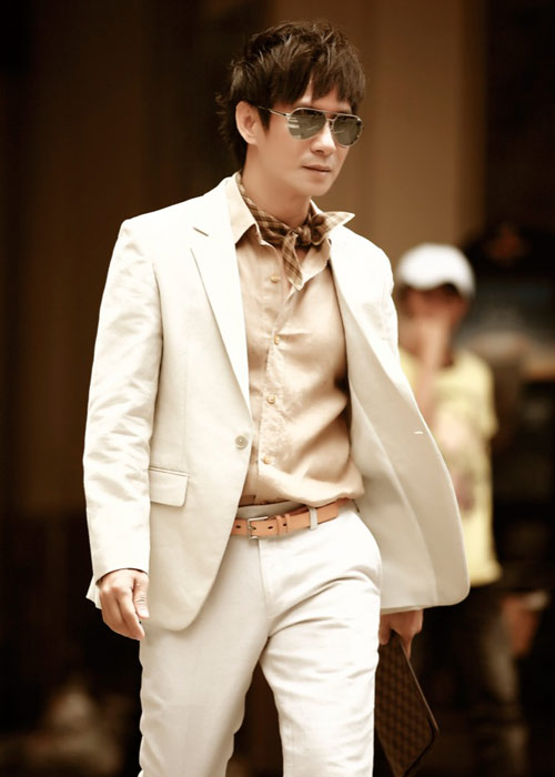 Lý Hải,cac sĩ,Liveshow,bài hít,Trọn đời bên em,danh hài,ca sỹ