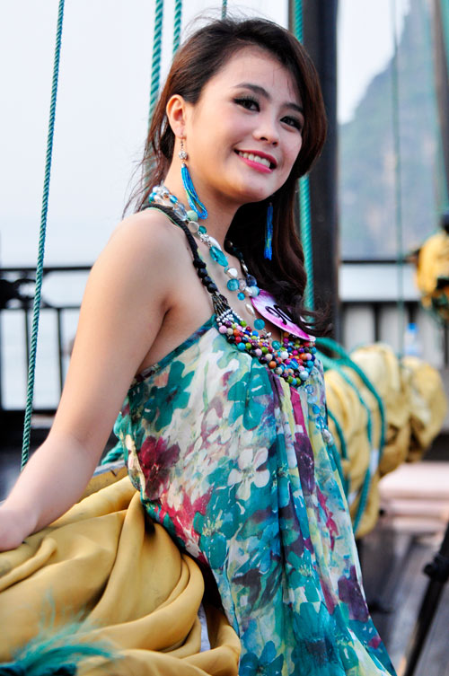  Miss Teen 2011,Vịnh Hạ Long