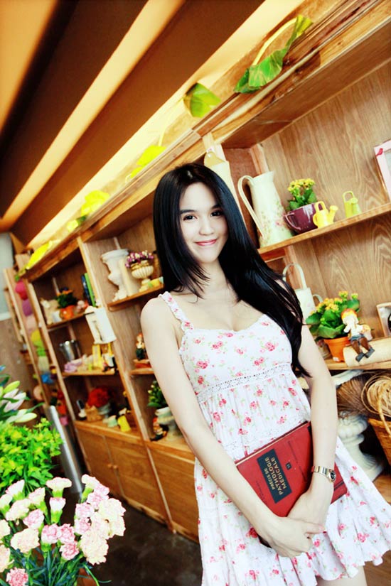 Ngọc Trinh,Hoa Hậu Ngọc Trinh,xì tin,đáng yêu,hoa hậu người việt hoàn cầu