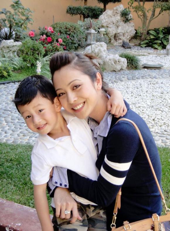 Con trai,Jennifer Phạm,Quang Dũng,Bảo Nam,hoa hậu thế giới người việt,ca sỹ