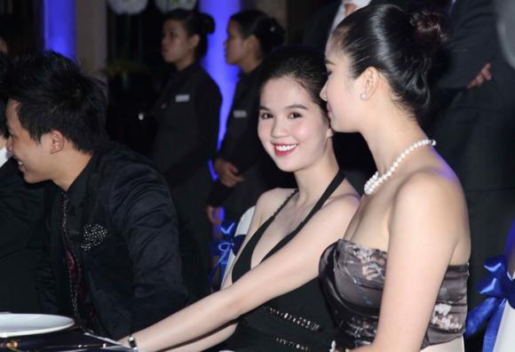 Ngọc Trinh,Như Thảo,Mr Đàm,thời trang,lưng trần,quyến rũ,lưng ong