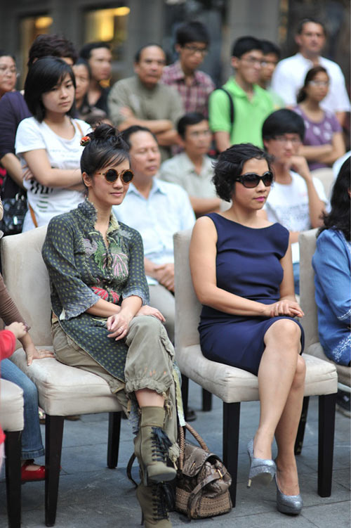 Hồng Nhung,ca sỹ,ca sĩ,trang phục,diva,thời trang,ăn mặc,váy,phong cách