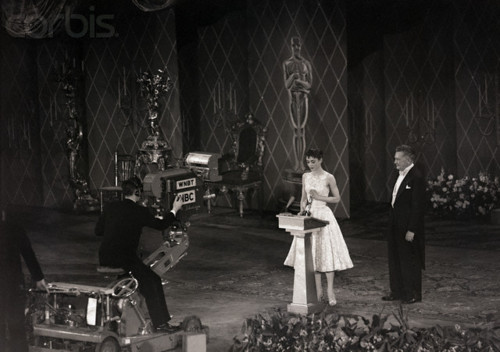 Chiếc váy ren,nổi tiếng,Audrey Hepburn,Oscar 1954,bán đấu giá 