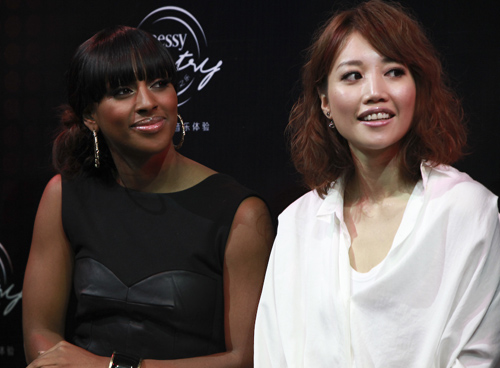 Mai Phương Thúy,H-artistry,Alexandra Burke,âm nhạc,Hoa hậu,Quảng Châu,Park Jung Min,Trúc Diễm,Hoàng Yến