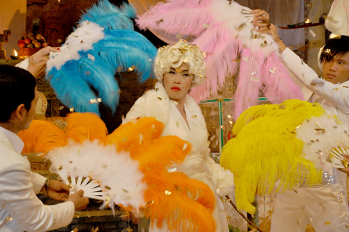 Hoài Linh,phim Tết,Marylin Monroe,Hello Cô Ba,Queen of the Night