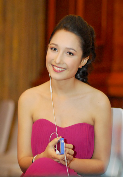 Anna Trương,Mỹ Linh,ca sĩ,tuổi 16,mẹ Mỹ Linh