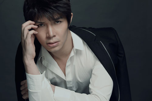 Nathan Lee,bức xúc,video clip,Next Top Model 2011,Thùy Dương,Hoàng Oanh