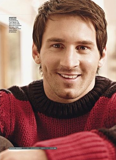 Messi,ngôi sao,Barca,quần kaki,giản dị,cầu thủ,bóng đá,thể thao