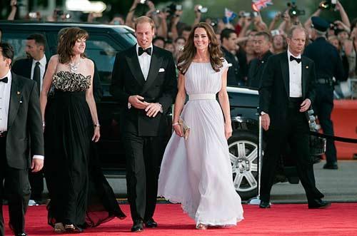 Hoàng tử Anh William,vợ,Kate Middleton,nữ công tước,trang phục,thời trang,quý phái