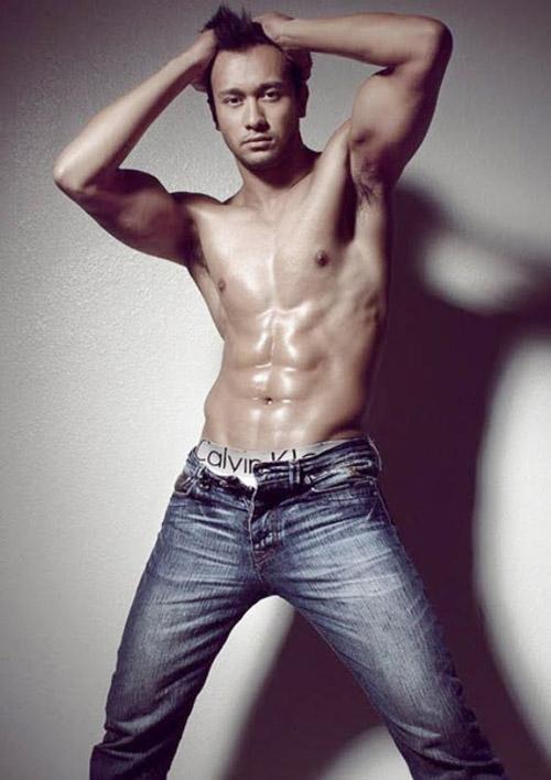 Lê Khôi Nguyên, Mister International 2011,top 5,người mẫu nam