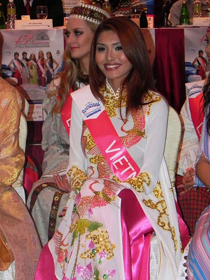 Trần Ngọc Diễm Thuyên,Diễm Thuyên,thi hoa hậu,Vietnam's Next top Model,Hoa hậu Du lịch Quốc tế,Miss Tourism International